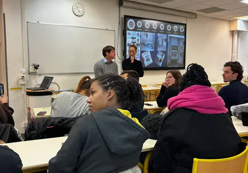 Laura Louis Regis présentant son cabinet pluridisciplinaire situé en Martinique et les opportunités possibles pour les étudiants